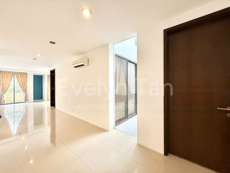 2 Bed Apartment (Condo) for Rent in  Carlisle Road - Image 11